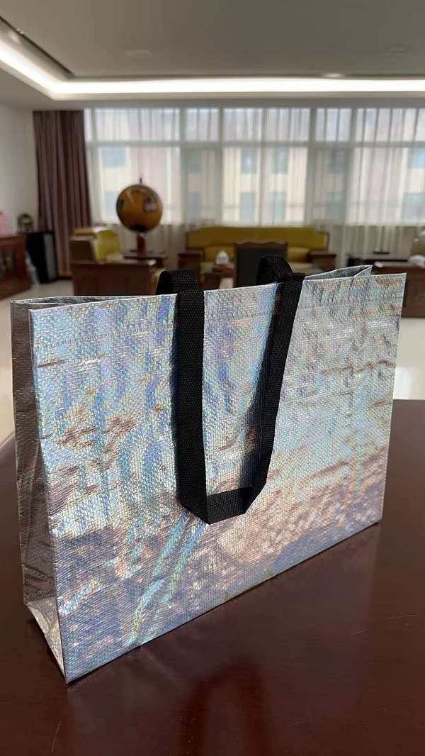 Az RGS PACKAGING új lézerfólia szőtt táskája